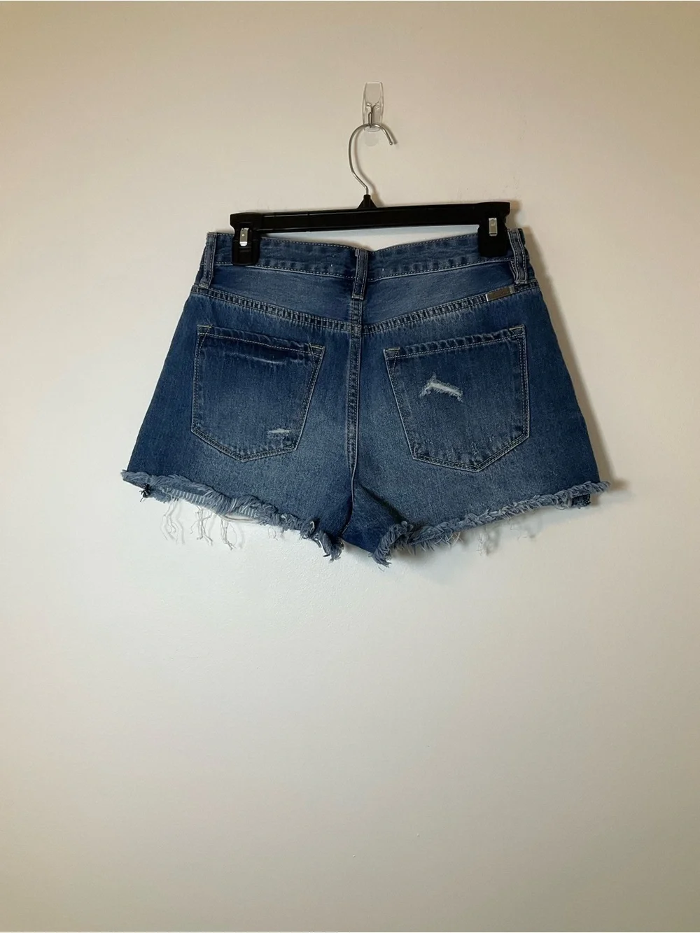 KanCan Distressed High Rise Denim Shorts Raw Hem Size 3/25 - Picture 2 of 6